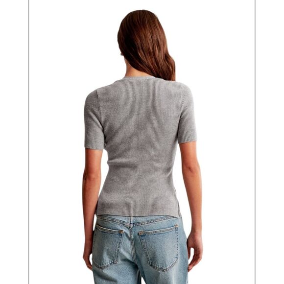 ABERCROMBIE AND FITCH Slim Henley Sweater‎ Tee, Size SMALL - Picture 2 of 16